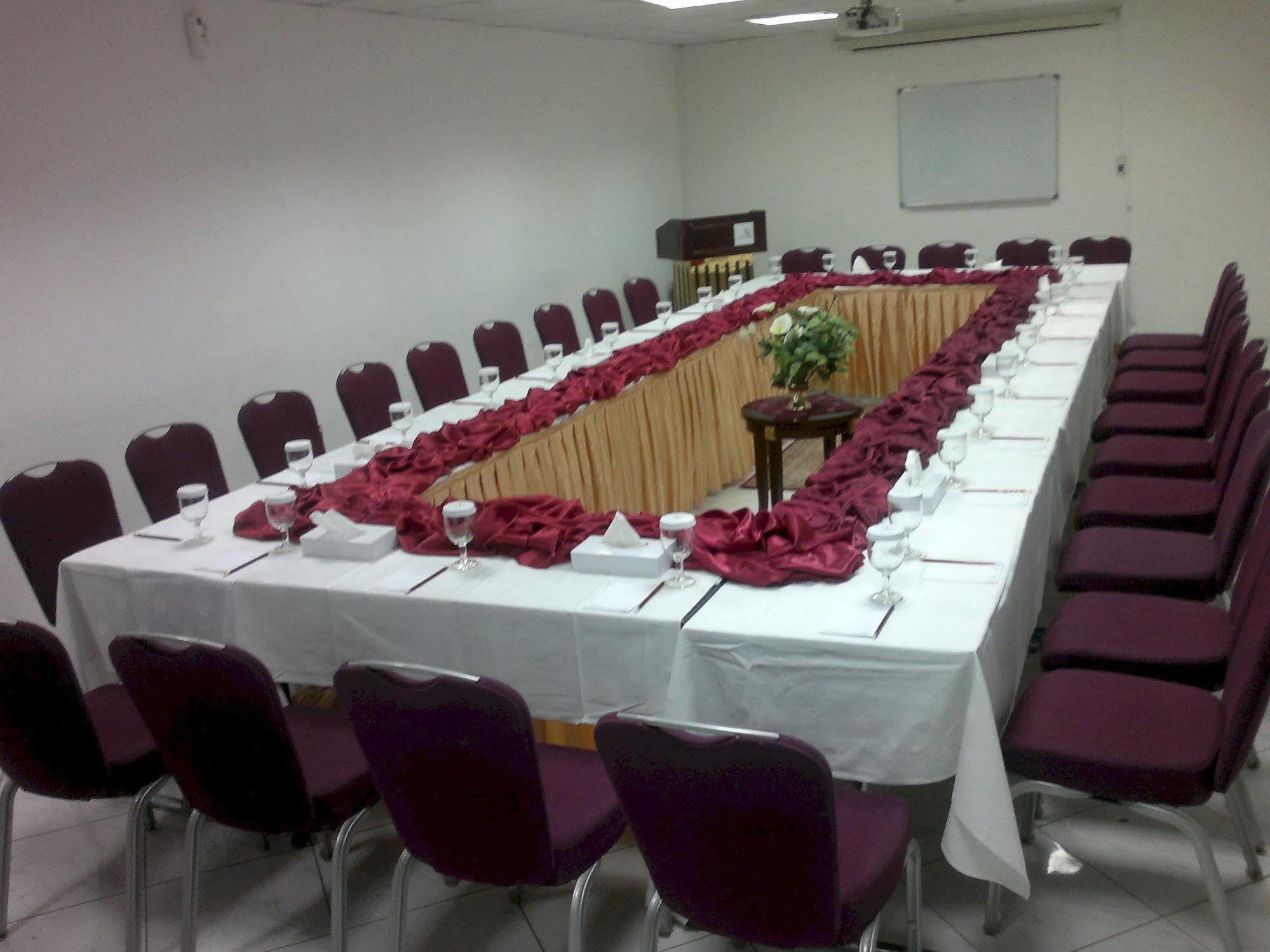Verona Resorts Sharjah Luaran gambar